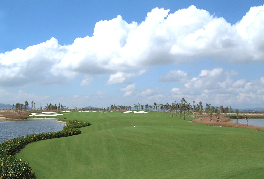 Zhuhai Golden Gulf Golf Club 2