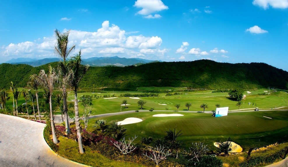 Dragon Valley Golf Club 3