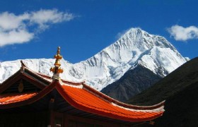 Zimeiya Pass to Gongga Monastery (4550m)