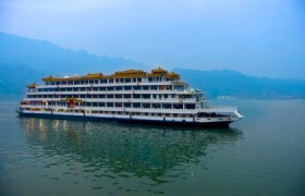 14-Day Beijing, Xian, Chengdu, Yangtze Cruise and Shanghai Group Tour