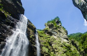 Lushan Waterfall 001